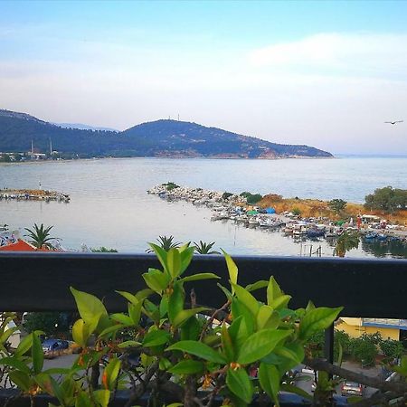 Port View Suites Kavala Exterior foto